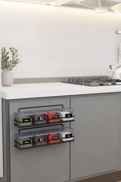 Yapışkan Raflı 4 lü 550 ml Baharatlık Seti Etiket ve Kaşık Hediyeli Metal Baharat Standı